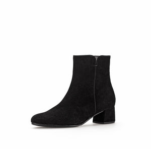 Low Heel Suede Boot - Black